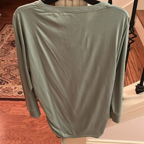 Times Two Jade Long Sleeve Solid Side Tie Maternity Top/ NWT/Large - Picture 2 of 11